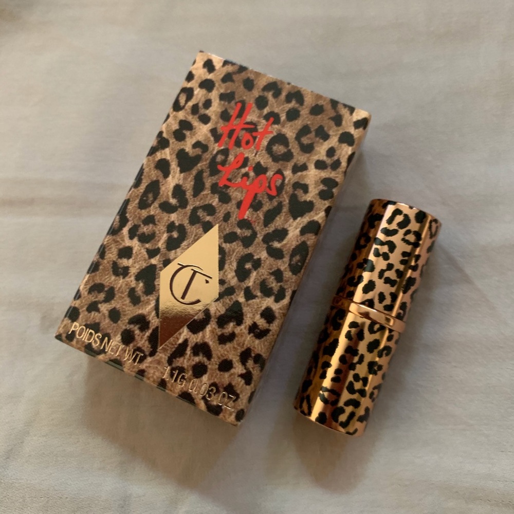 COPY - Charlotte tilbury glowing Jen mini lipstick